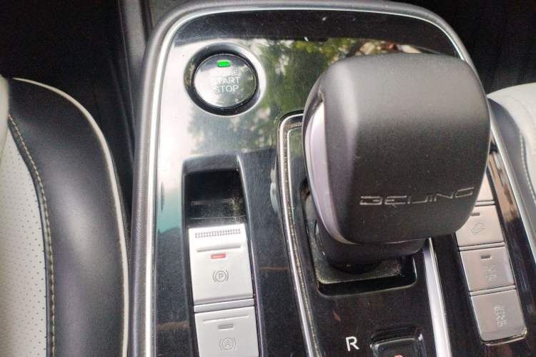 Used BAIC Beijing EU5 PLUS 2021 R500 Premium Edition Gear Lever