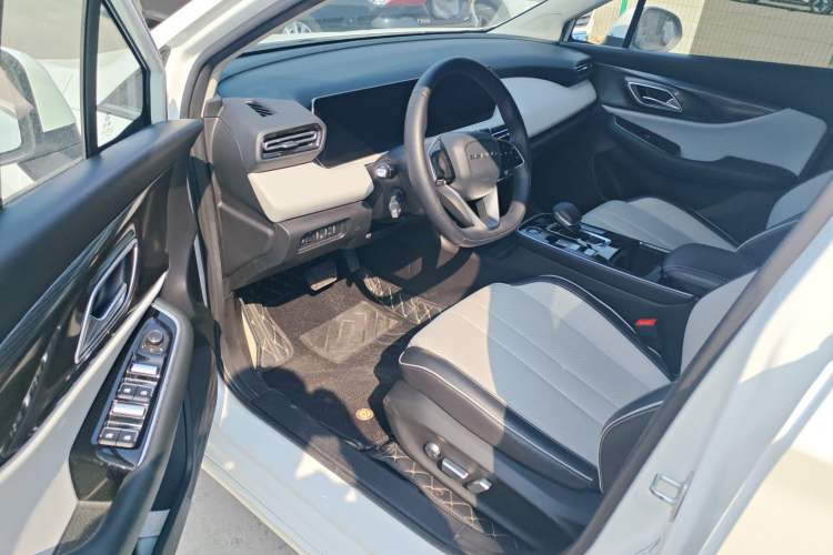 Used BAIC Beijing EU5 PLUS 2021 R600 Premium Edition Interior 1