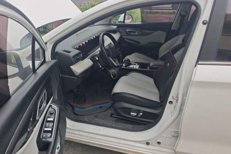 Used BAIC Beijing EU5 PLUS 2021 R500 Premium Edition Left Front Seat