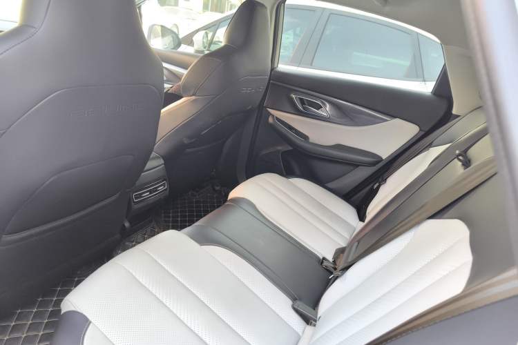 Used BAIC Beijing EU5 PLUS 2021 R600 Premium Edition Left Rear Seat