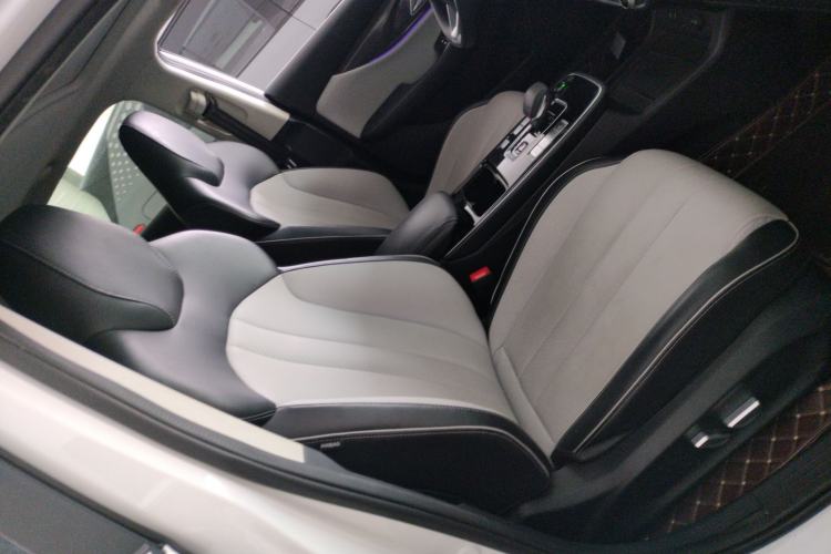 Used BAIC Beijing EU5 PLUS 2021 R600 Premium Edition Right Front Seat