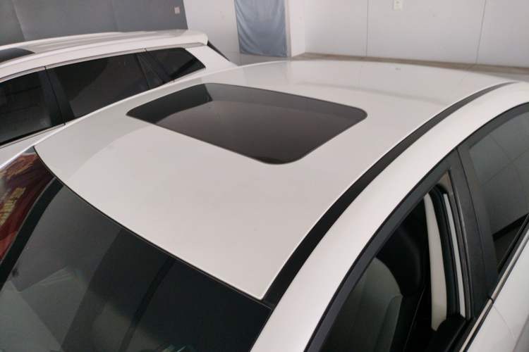 Used BAIC Beijing EU5 PLUS 2021 R600 Premium Edition Roof