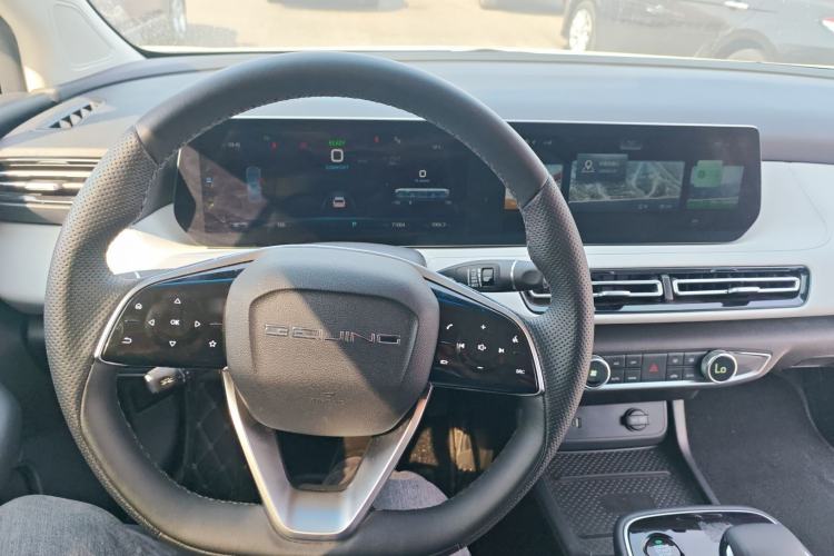 Used BAIC Beijing EU5 PLUS 2021 R600 Premium Edition Steering Wheel