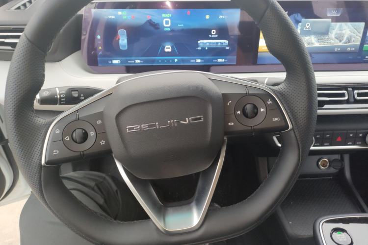 Used BAIC Beijing EU5 PLUS 2021 R500 Premium Edition Steering Wheel