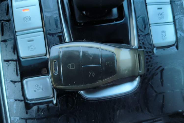 Used BAIC Beijing EU5 PLUS 2021 R500 Premium Edition Vehicle Key
