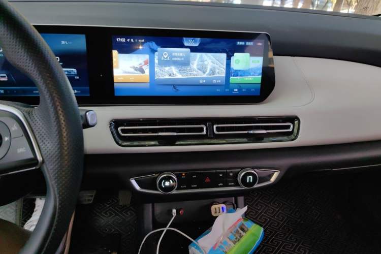 Used BAIC Beijing EU5 PLUS 2022 Enjoy Travel Edition Audio And AC Panel