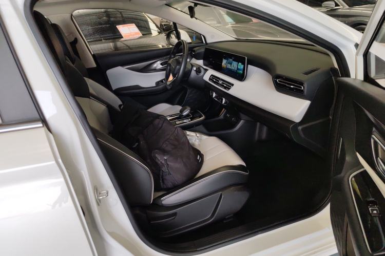 Used BAIC Beijing EU5 PLUS 2022 Enjoy Travel Edition Right Front Seat