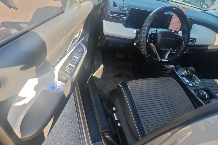 Used BAIC Beijing EU5 PLUS 2023 R600 Premium Edition Driver Seat