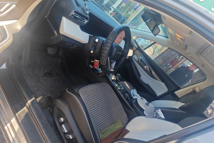 Used BAIC Beijing EU5 PLUS 2023 R600 Premium Edition Left Front Seat