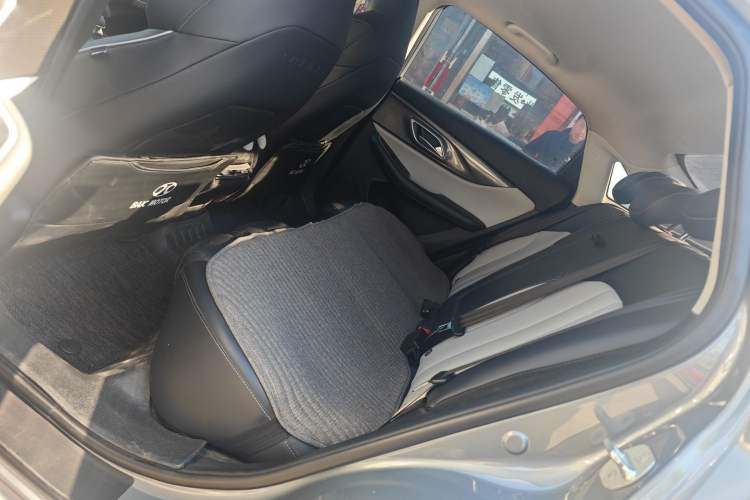 Used BAIC Beijing EU5 PLUS 2023 R600 Premium Edition Left Rear Seat