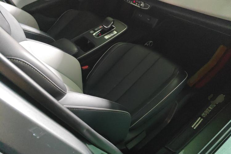 Used BAIC Beijing EU5 PLUS 2023 R500 Premium Edition Right Front Seat