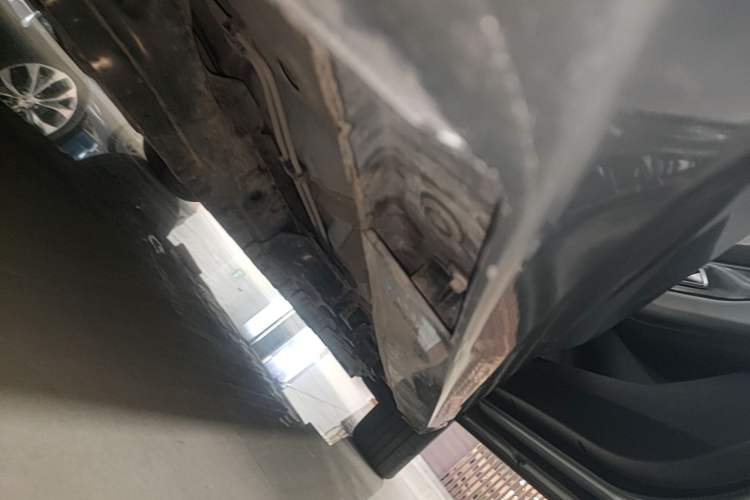Used BAIC Beijing EU5 PLUS 2023 R500 Premium Edition Right Side Sill