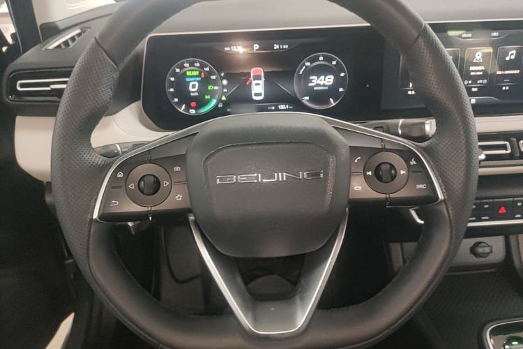 Used BAIC Beijing EU5 PLUS 2023 R500 Premium Edition Steering Wheel