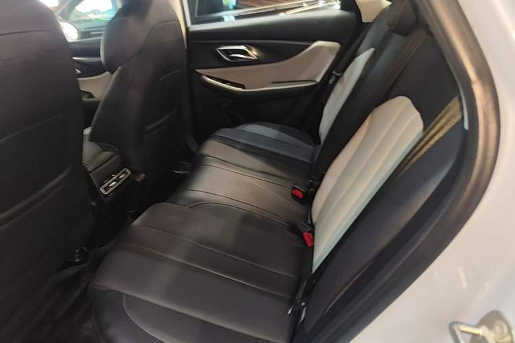 Used BAIC Beijing EU5 PLUS 2023 R500 Premium Edition Left Rear Seat