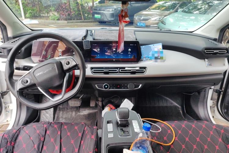 Used BAIC Beijing EU5 PLUS 2023 R600 Premium Edition Center Console