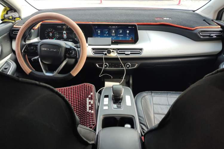 Used BAIC Beijing EU5 PLUS 2023 R500 Premium Edition Center Console