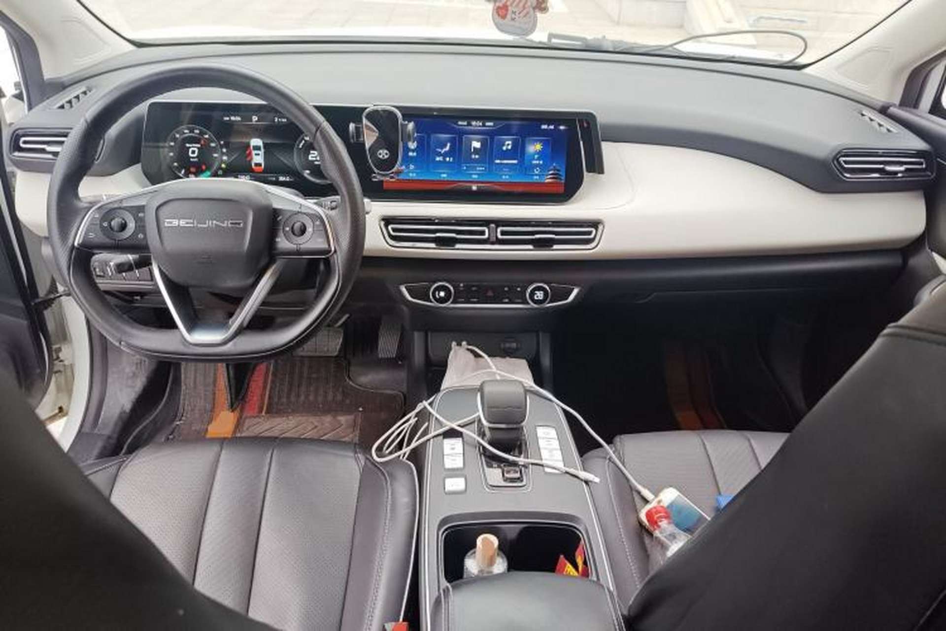 Used BAIC Beijing EU5 PLUS 2023 R500 Premium Edition Center Console