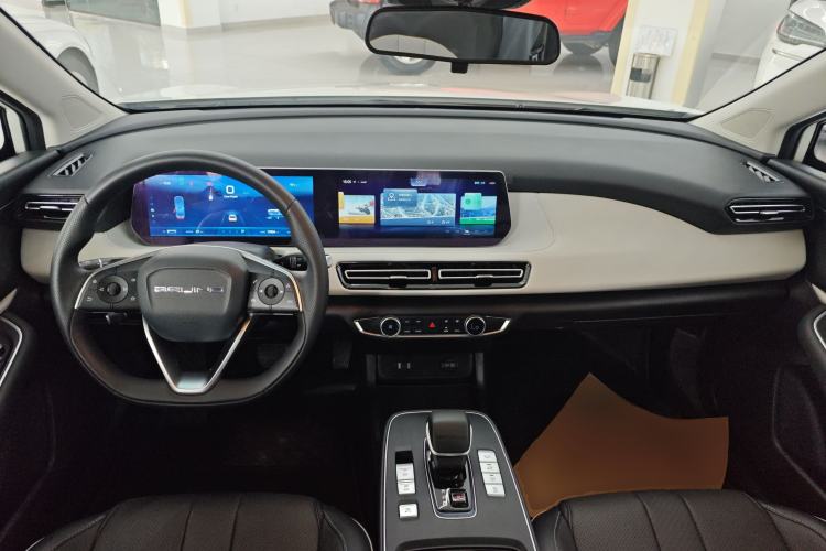 Used BAIC Beijing EU5 PLUS 2023 R500 Premium Edition Center Console