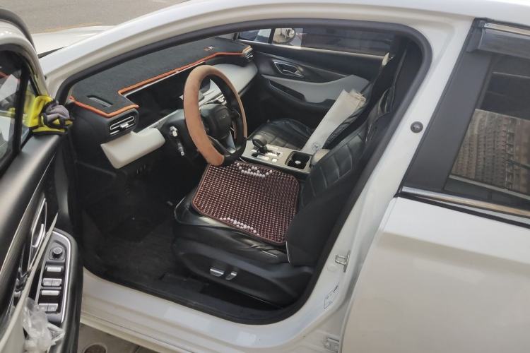 Used BAIC Beijing EU5 PLUS 2023 R500 Premium Edition Driver Seat