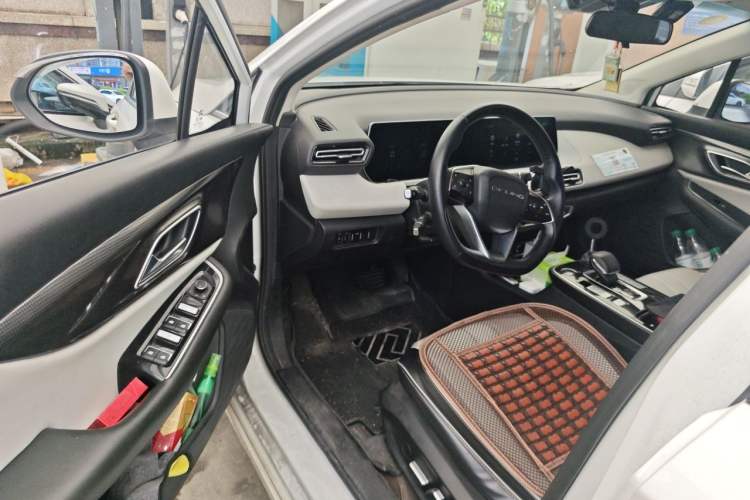 Used BAIC Beijing EU5 PLUS 2023 R500 Premium Edition Driver Seat