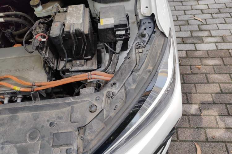 Used BAIC Beijing EU5 PLUS 2023 R600 Premium Edition Engine Bay Left