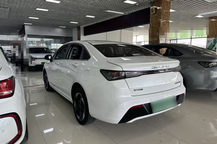 Used BAIC Beijing EU5 PLUS 2023 R500 Premium Edition Exterior 4