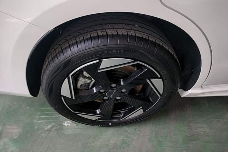 Used BAIC Beijing EU5 PLUS 2023 R600 Premium Edition Exterior 5