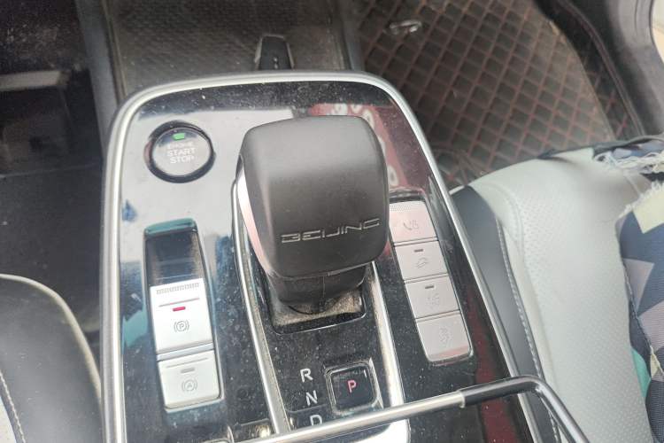 Used BAIC Beijing EU5 PLUS 2023 R500 Premium Edition Gear Lever