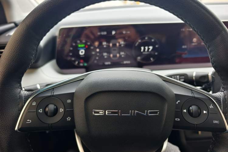 Used BAIC Beijing EU5 PLUS 2023 R600 Premium Edition Interior 2
