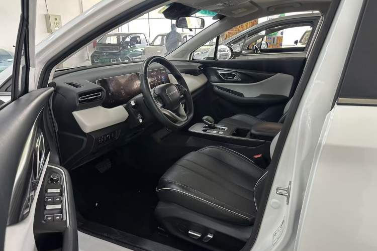 Used BAIC Beijing EU5 PLUS 2023 R500 Premium Edition Interior 4
