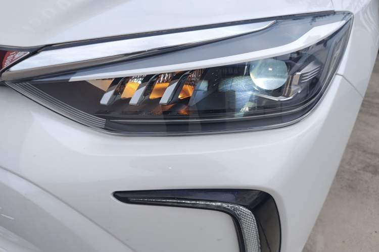 Used BAIC Beijing EU5 PLUS 2023 R500 Premium Edition Left Front Headlight