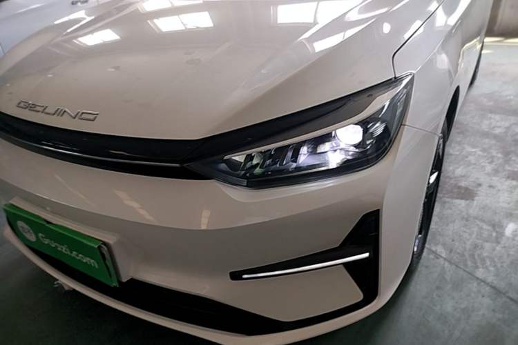 Used BAIC Beijing EU5 PLUS 2023 R600 Premium Edition Left Front Headlight