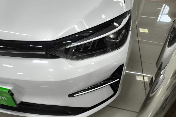 Used BAIC Beijing EU5 PLUS 2023 R500 Premium Edition Left Front Headlight