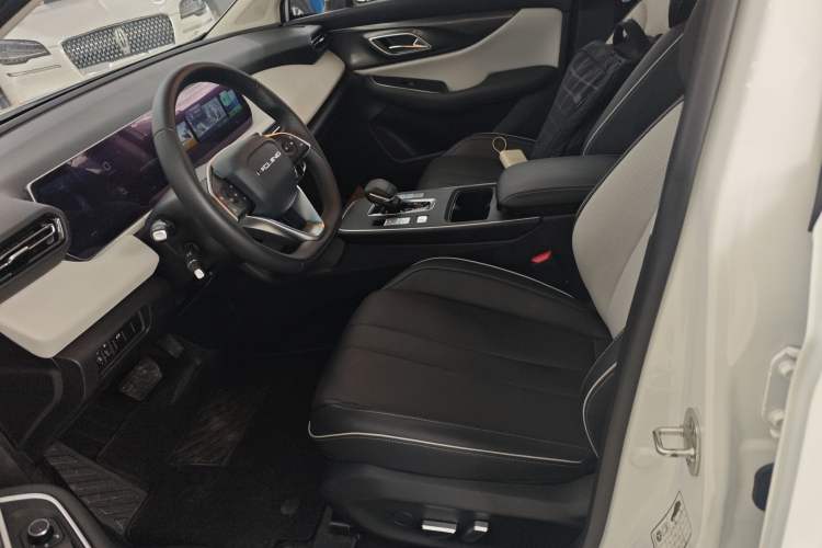 Used BAIC Beijing EU5 PLUS 2023 R500 Premium Edition Left Front Seat