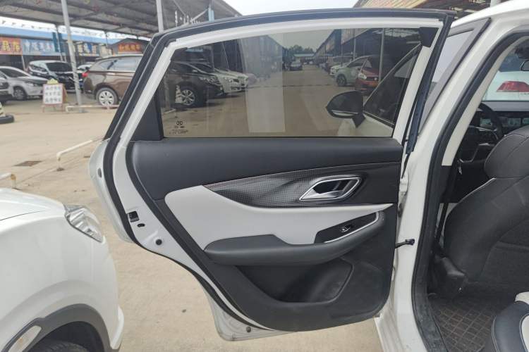 Used BAIC Beijing EU5 PLUS 2023 R500 Premium Edition Left Rear Door Interior