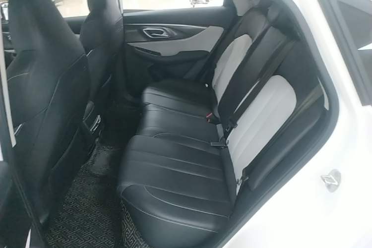 Used BAIC Beijing EU5 PLUS 2023 R500 Premium Edition Left Rear Seat