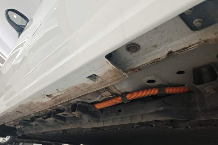 Used BAIC Beijing EU5 PLUS 2023 R500 Premium Edition Left Side Sill
