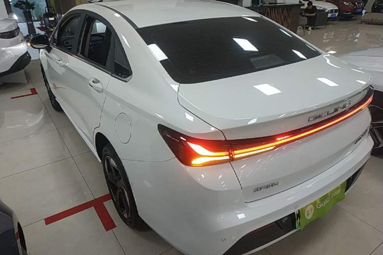 Used BAIC Beijing EU5 PLUS 2023 R500 Premium Edition Rear Left 45 Deg