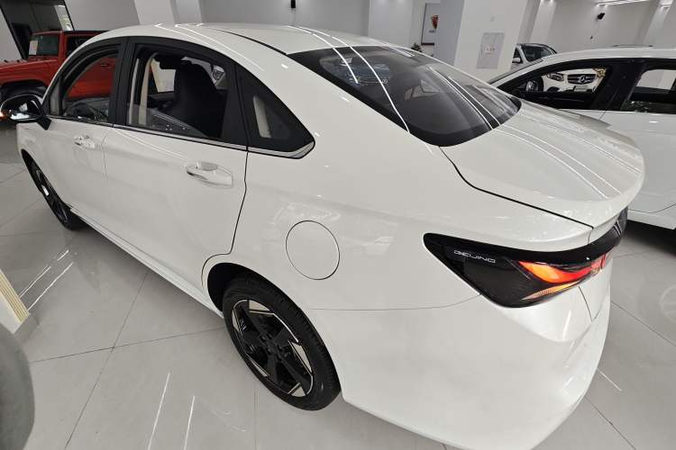 Used BAIC Beijing EU5 PLUS 2023 R500 Premium Edition Rear Left 45 Deg