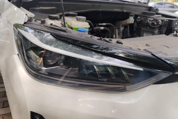 Used BAIC Beijing EU5 PLUS 2023 R600 Premium Edition Right Front Headlight