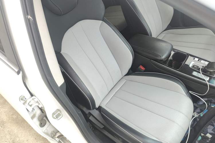Used BAIC Beijing EU5 PLUS 2023 R500 Premium Edition Right Front Seat