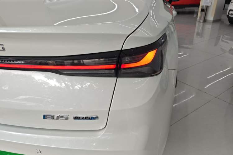 Used BAIC Beijing EU5 PLUS 2023 R500 Premium Edition Right Rear Taillight