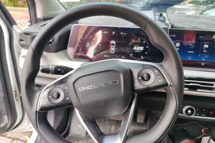Used BAIC Beijing EU5 PLUS 2023 R600 Premium Edition Steering Wheel
