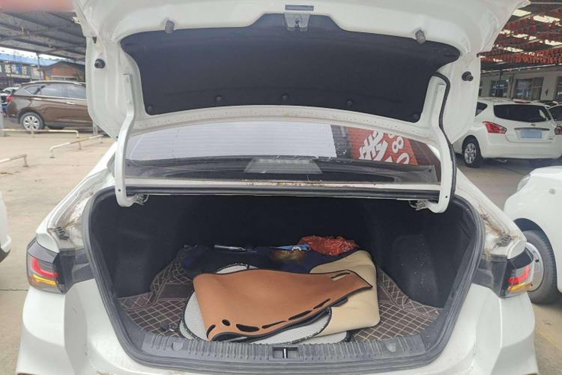 Used BAIC Beijing EU5 PLUS 2023 R500 Premium Edition Trunk