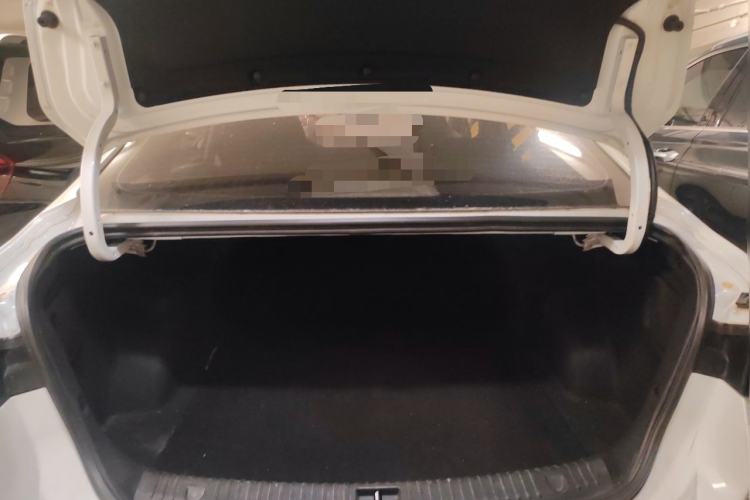 Used BAIC Beijing EU5 PLUS 2023 R600 Premium Edition Trunk