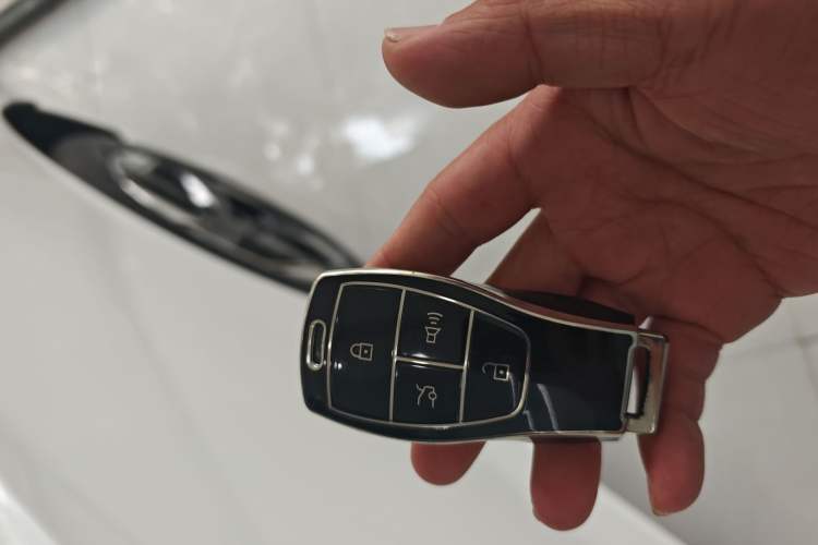 Used BAIC Beijing EU5 PLUS 2023 R500 Premium Edition Vehicle Key