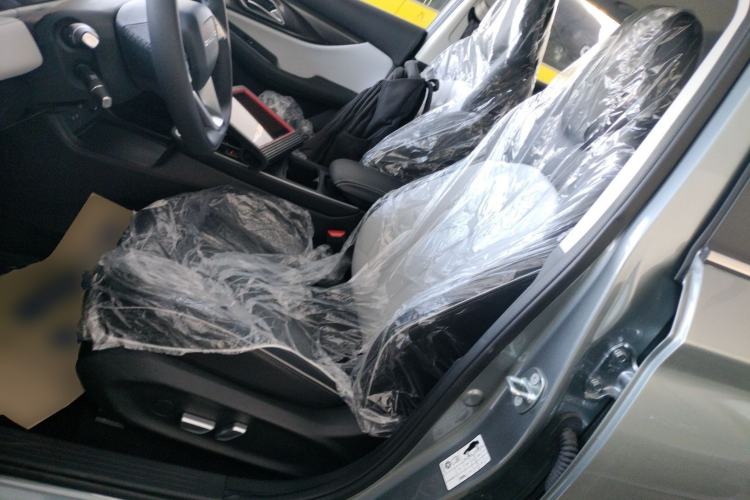 Used BAIC Beijing EU5 PLUS 2024 R600 Premium Travel Edition Left Front Seat