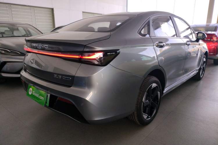Used BAIC Beijing EU5 PLUS 2024 R600 Premium Travel Edition Rear Right 45 Deg