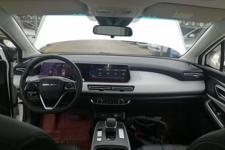 Used BAIC Beijing EU5 PLUS 2024 R600 Premium Travel Edition Center Console