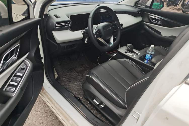 Used BAIC Beijing EU5 PLUS 2024 R500 Standard Travel Edition Driver Seat